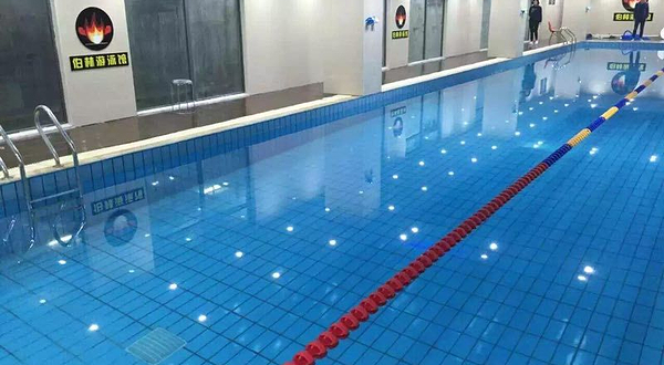 伯林恒温游泳馆