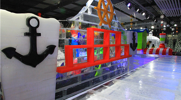 国泰冰纷欢乐汇昆明冰雪节