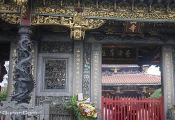 龙山寺第 1 张图片