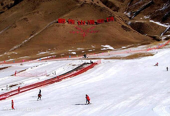 祁连山国际滑雪场第 3 张图片