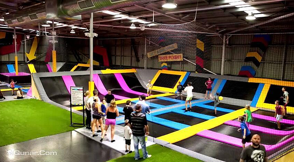 BOUNCE室内弹床乐园