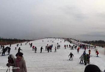 衡水湖闾里滑雪场第 2 张图片