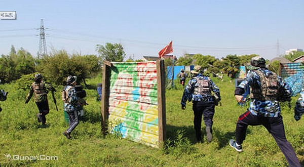 镭战大联盟真人CS（海湾基地）