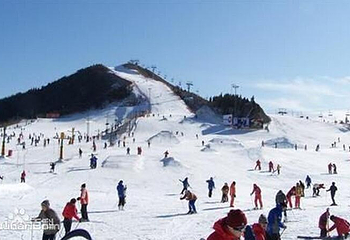 奥美莲花山雪场第 5 张图片