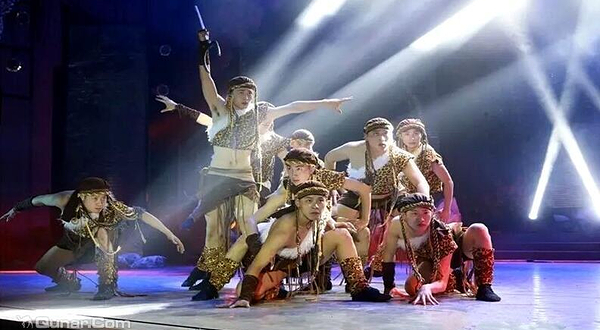 东北风情大剧院