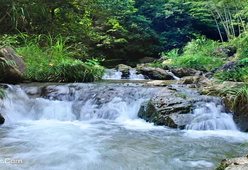 八乡山大峡谷第 2 张图片