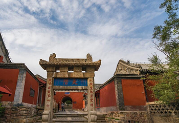 泰山红门第 1 张图片