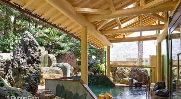 秋浦河富硒温泉