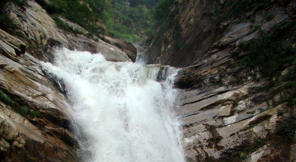 中条山老龙潭大峡谷