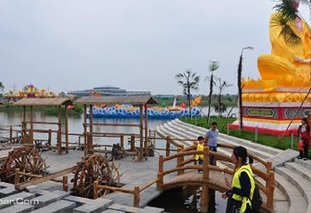 爱农湖景区第 5 张图片