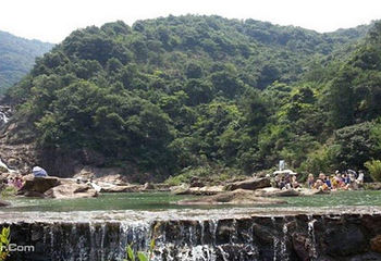 南昆山三寨大峡谷漂流第 5 张图片
