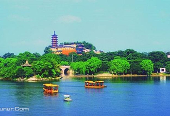 金山风景区水上游览第 2 张图片