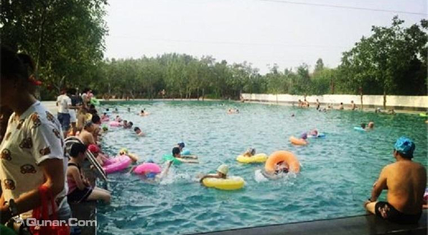 四季宏景水上乐园