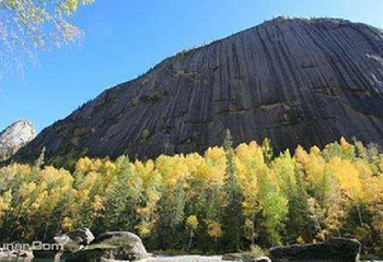 乌什县燕泉山风景区第 11 张图片