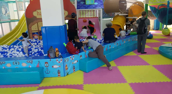 小手大爱儿童创客