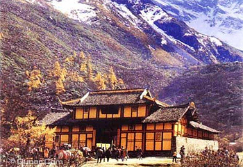 黄龙寺第 1 张图片
