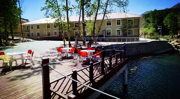 雾灵山雾朦溪谷山庄