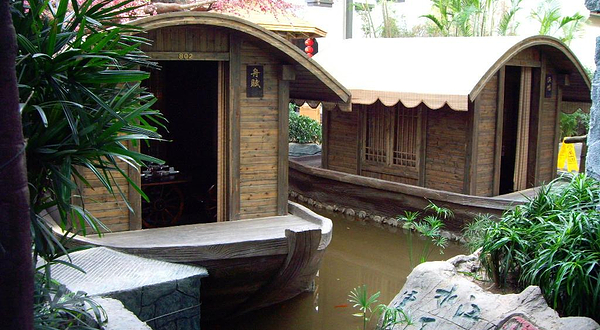 江天生态园首届大型民俗灯展