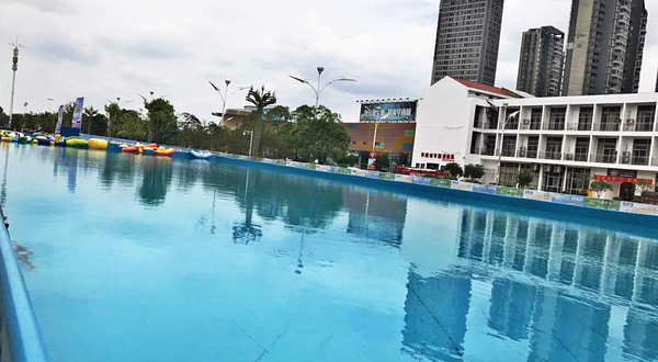 华南城建材城仲夏消暑水世界