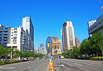 惠工广场第 3 张图片