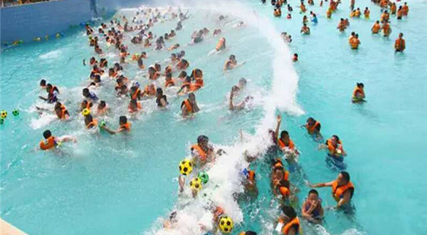 蓝精灵水上乐园