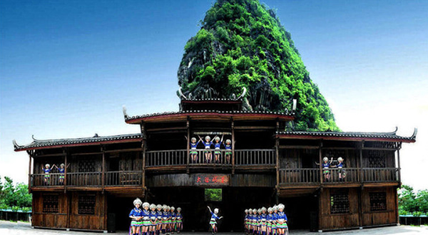 桂林多耶古寨 蛇王李景区