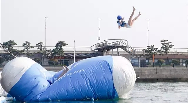 X Water Jump水上弹跳乐园