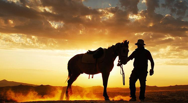 那明巴谷骑马之旅
