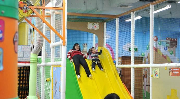 拨浪鼓儿童乐园