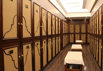 凤成金圣芭芭拉SPA第 6 张图片