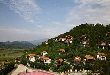 柳河山庄景区第 1 张图片