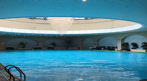 方诚棕榈泉温泉游泳健身会所