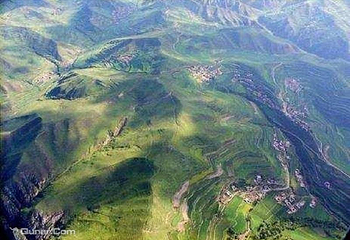 甘肃莲花山国家森林公园第 4 张图片