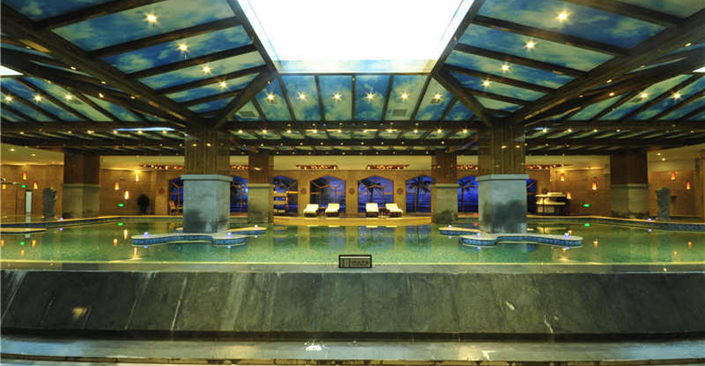 包含景点: 曼悦海温泉洗浴度假酒店 去哪儿价                  暂无