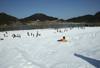 南天湖国际滑雪场第 12 张图片