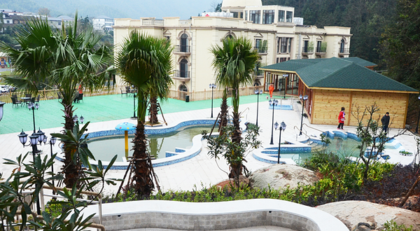 天地自然矿泉水疗馆