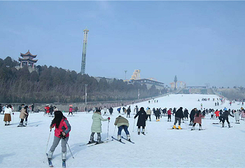 五龙山滑雪场第 6 张图片