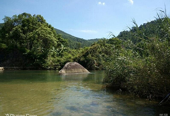 东兴红石谷漂流第 5 张图片