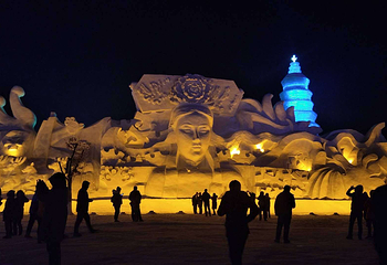 月牙岛冰雪之都乐园第 3 张图片
