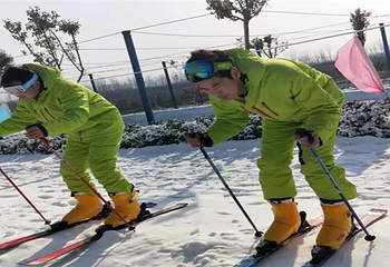 万象卉园滑雪场第 2 张图片