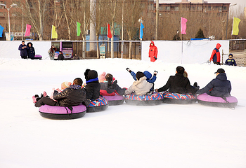 铁西体育场冰雪大世界第 2 张图片