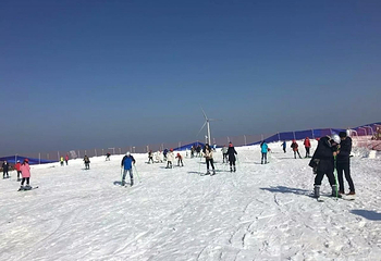 百里荒滑雪场第 2 张图片