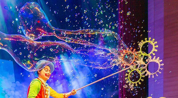 泰安魔幻泡泡秀