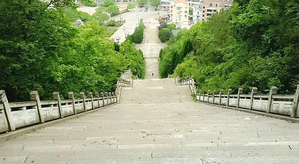 金佛庄烈士陵园