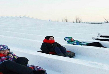穆斯林国际商贸城大型戏雪乐园第 2 张图片