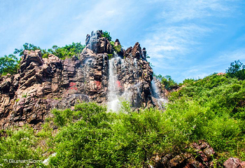万安山旅游度假区七彩大峡谷第 35 张图片
