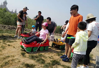 帝景温泉滑草场第 3 张图片