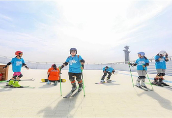 奥林尖峰旱雪四季滑雪场第 5 张图片
