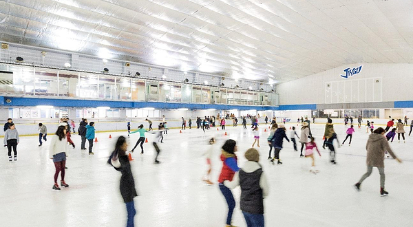 明治神宫外苑滑冰场