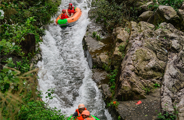 包含景点: 清远笔架山旅游区 笔架山漂流 笔架山千谷溪探险 去哪儿价